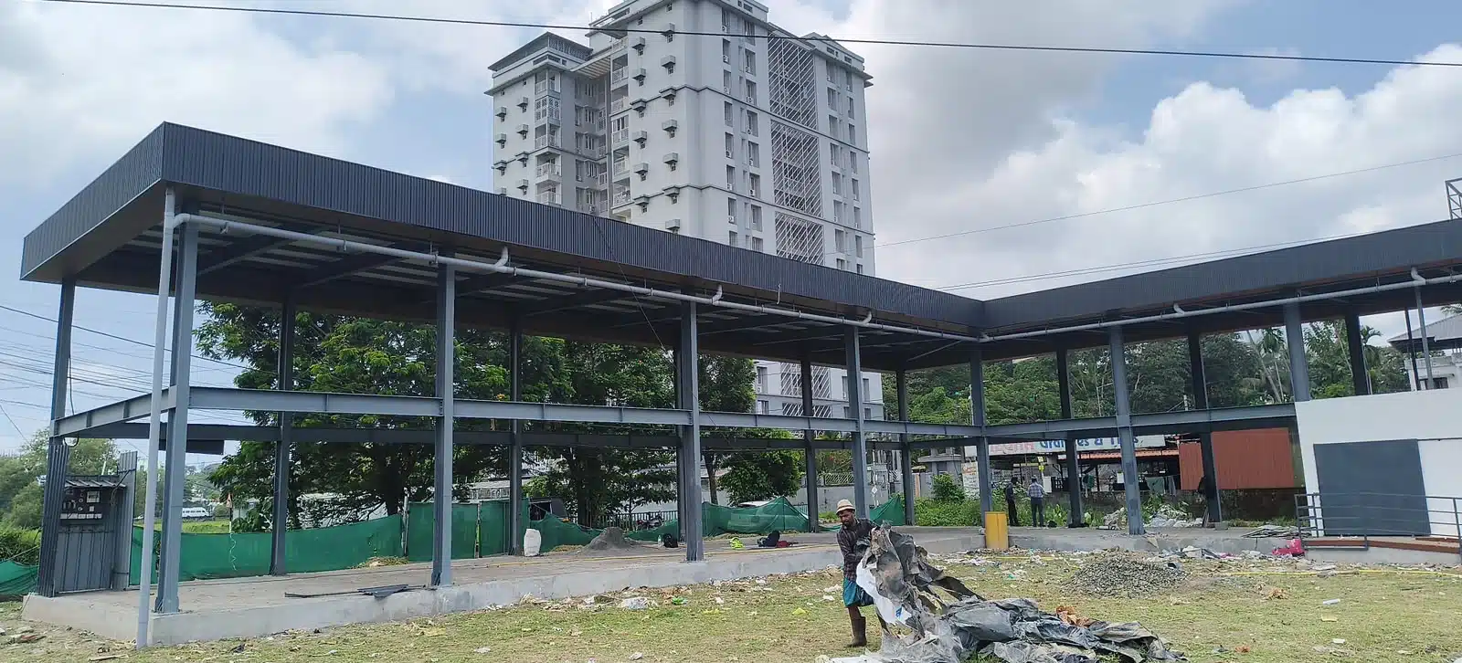 Commercial Space for Rent – Main Road Facing
