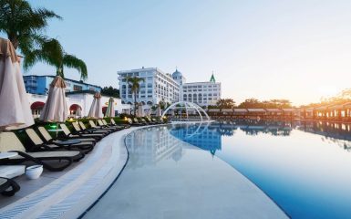 type-entertainment-complex-popular-resort-with-pools-water-parks